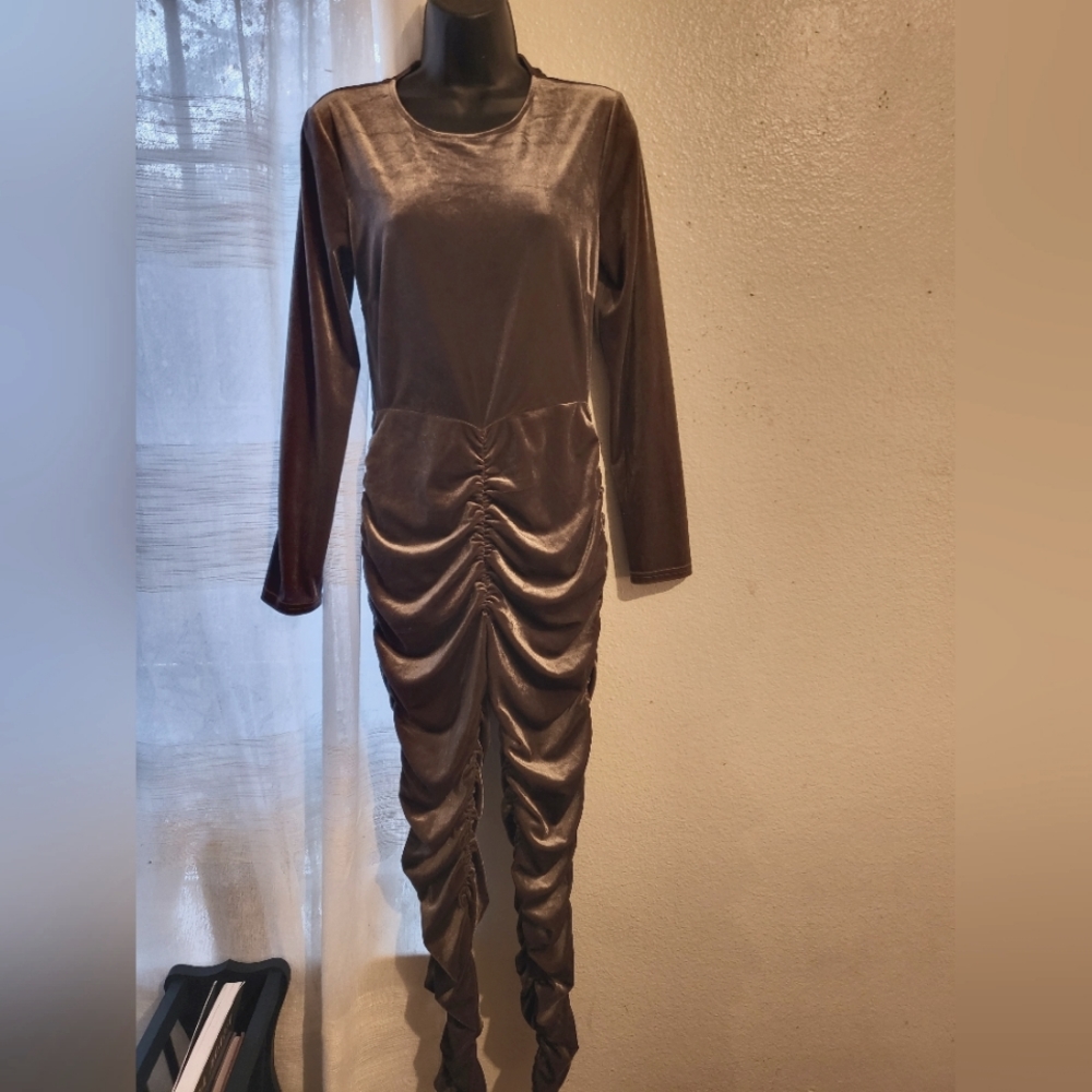 Fashion nova jumpsuit